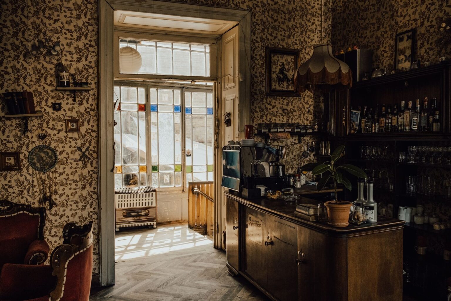 Gin zu Hause genießen: Hausbar, Qualität, Einstieg
