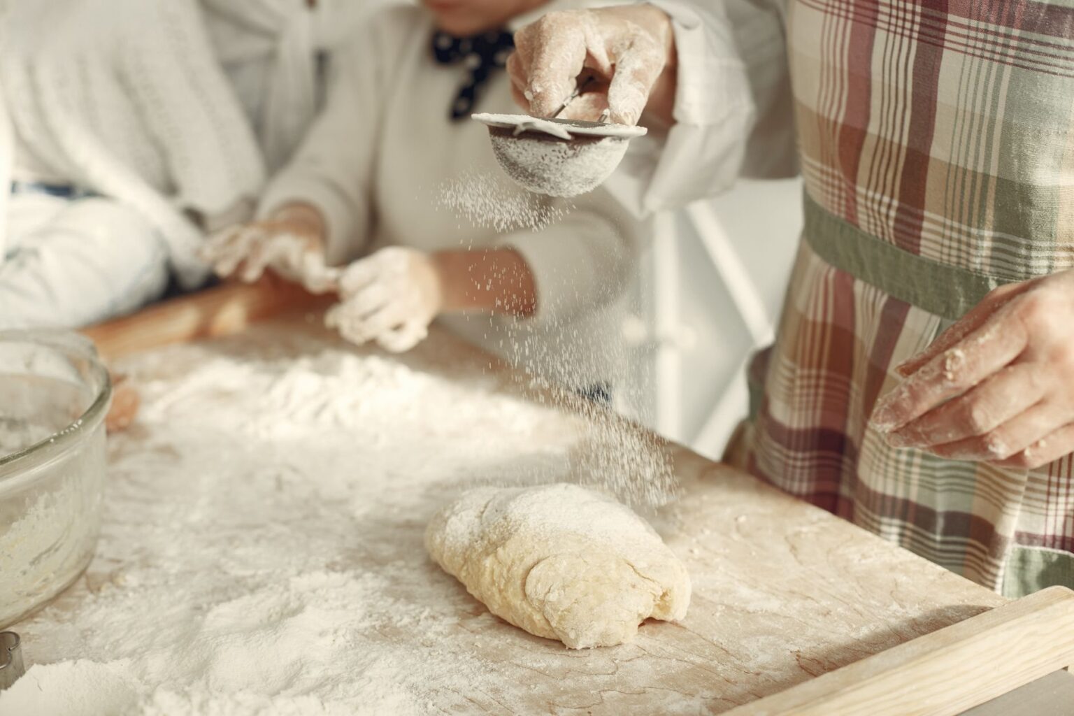 Brot backen mit Kindern: Warum es 2026 zählt